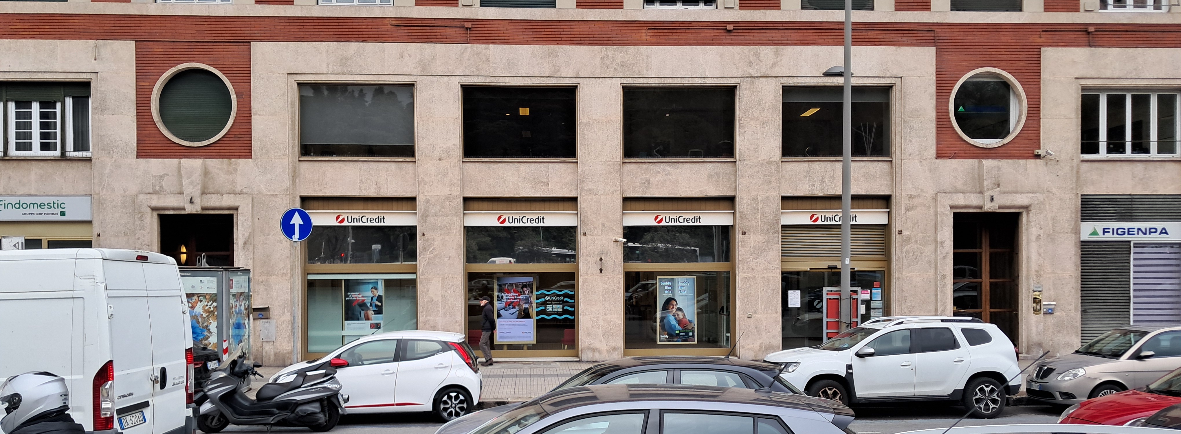 Unicredit - Foto della Filiale di Viale Brigate Partigiane 22r, Genova